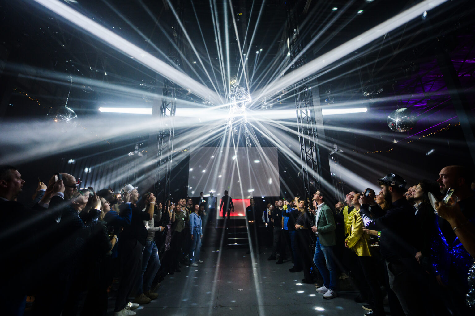 Interstellar NXT MAS: Sparkle like a star